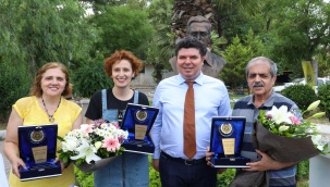 Buca’nın Efsanevi Şairi Unutulmadı