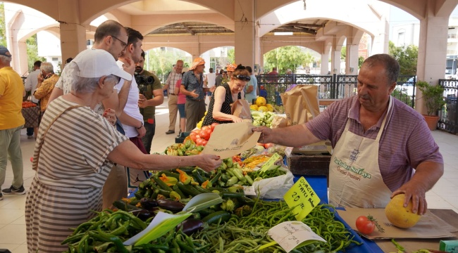 Çeşme’de Plastik Atıksız Üretici Pazarı