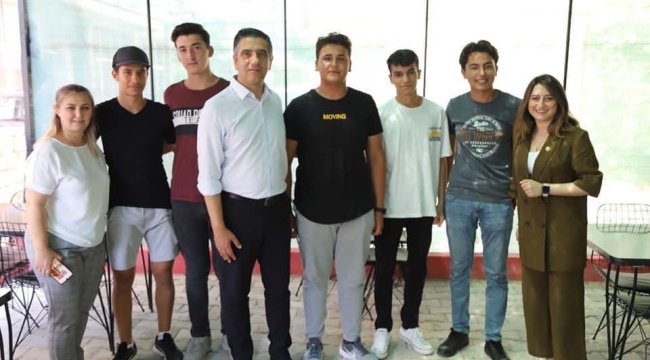 CHP&#039;den Menderes&#039;te Esnaf Çıkarması