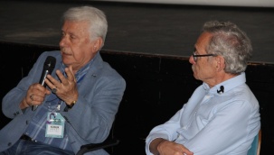 Dünyaca Ünlü Yönetmen Tony Gatlif: İbrahim Tatlıses’in Yüreklere Dokunan Bir Sesi Var