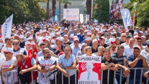 İzmir’de 5 Bin 248 İşçiyi Sevindiren TİS İmzası