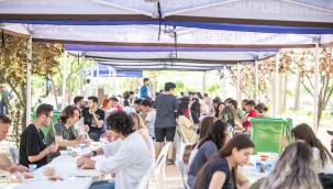 İzmir’in Beş İlçesinde Sekiz Gençlik Kampı Açılıyor