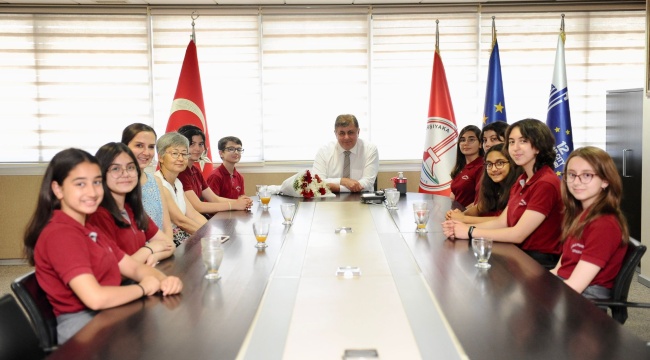Karşıyaka Plastik Avcıları
