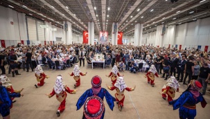 Kılıçdaroğlu İzmir’de Balkan ve Rumeli Göçmenleriyle Buluştu