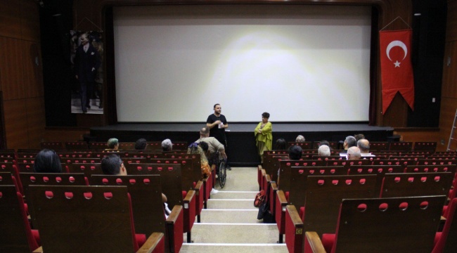 Uluç Bayraktar’dan Sıra Dışı Bir Film