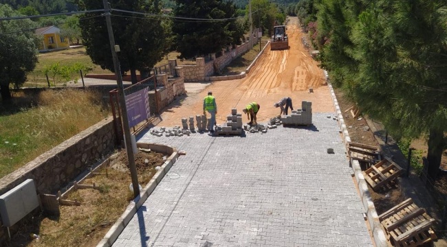 Urla’ya 3 Yılda 103 Milyon Liralık Yol, Asfalt ve Parke Yatırımı