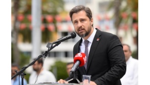 Yücel'den AKP'ye