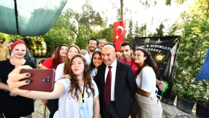 Başkan Soyer “Askıda Bilet” İçin Çağrı Yaptı