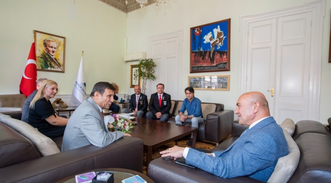 Başkan Soyer’e Teşekkür Ziyareti