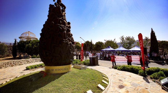 ‘Madımak Katliamı’ 29’uncu Yılında Bayraklı’da Anıldı
