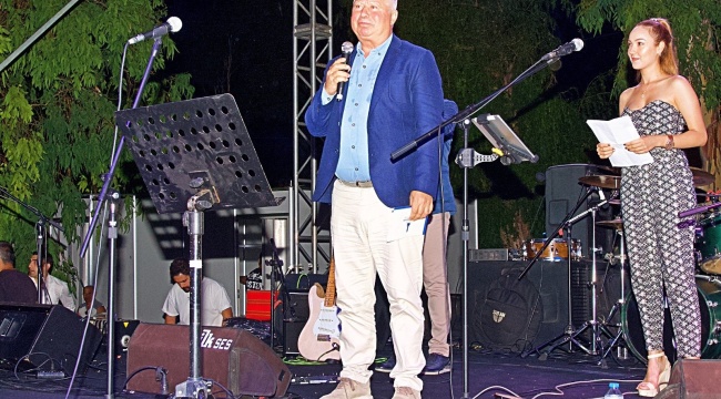 Başkan Soyer’e Sanata Desteği İçin Onur Ödülü