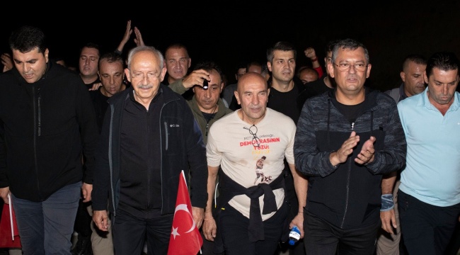 Başkan Soyer: “Demokrasinin, barışın ve zaferin iki yüzüncü yılını birlikte selamlayalım”