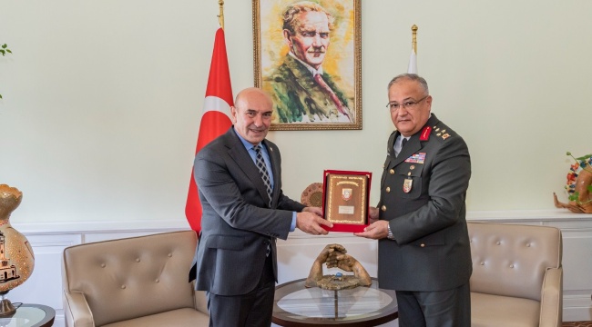 Başkan Soyer Ege Ordu Komutanı Kemal Yeni’yi konuk etti