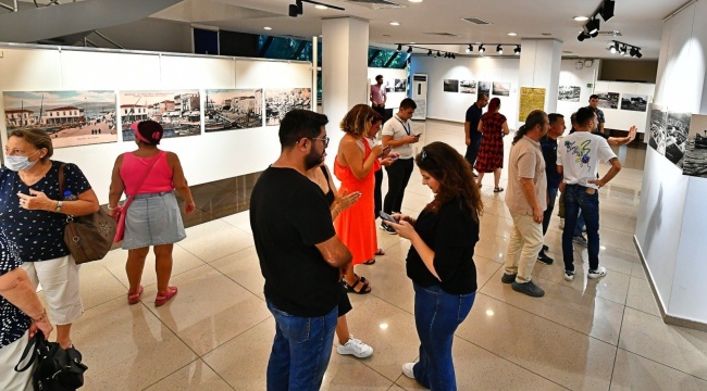 “Büyük İzmir Yangını 1922” fotoğraf sergisi açıldı