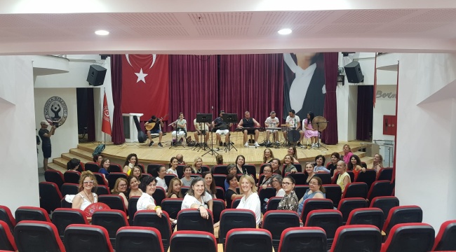İzmir'in Ezgileri ile Buluşuyoruz