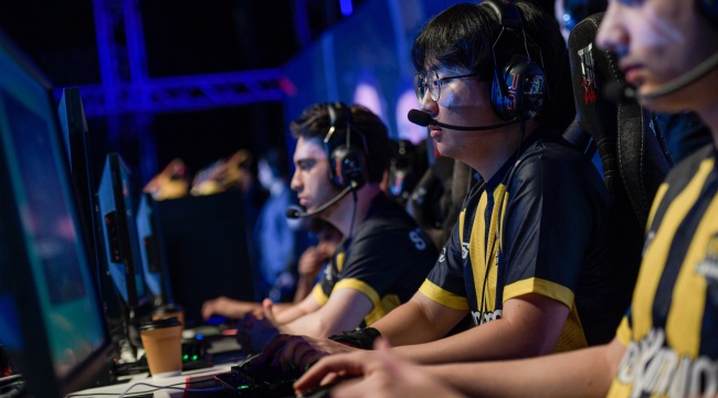 İzmir LoL Türkiye Büyük Finali’ne ev sahipliği yaptı