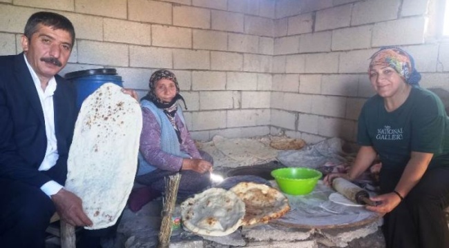 Tunç Soyer’in buğdayları Susuz’da ekmek oldu