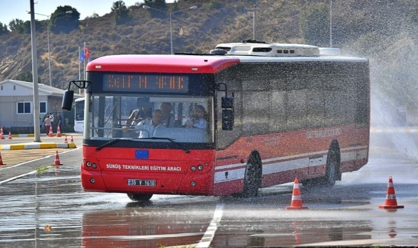 ESHOT şoför adaylarına sıkı eğitim