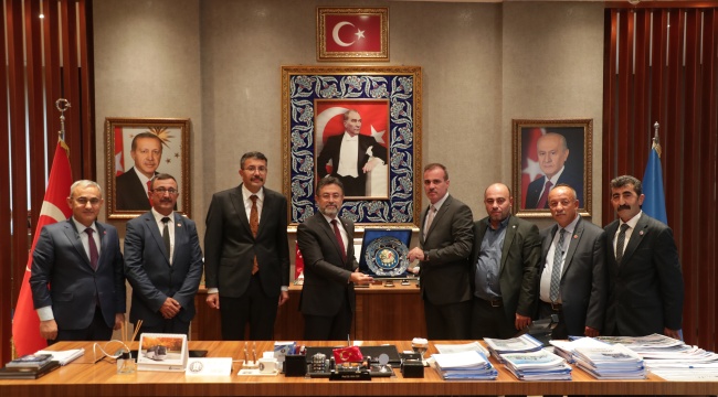 TARIMIN GELECEĞİ KÜTAHYA&#039;DA MASAYA YATIRILDI