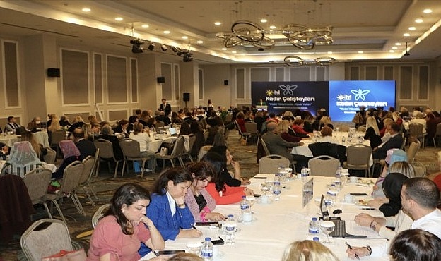İYİ Parti, İzmir'den 'kadın çalıştayı'