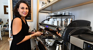 İzmir’in gözde baristaları Meslek Fabrikası’ndan çıkıyor