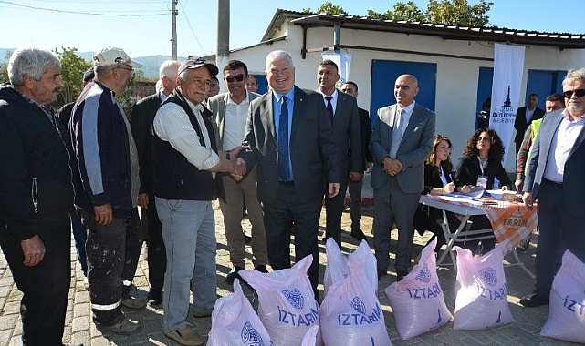 ​Kınıklı çiftçinin yüzü bu yıl karakılçıkla gülecek