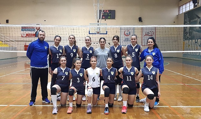 Küçük Kızlar A Takımımız Set Vermedi