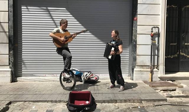 Kültür Sanat Etkinlikleri ve Sokak Müzisyenleri Yasak