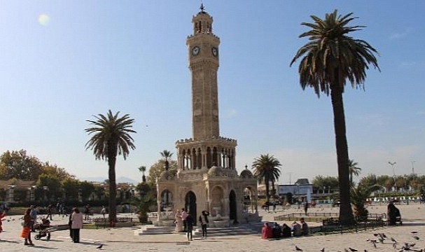 Tarihi Saat Kulesi'nin muslukları çalındı