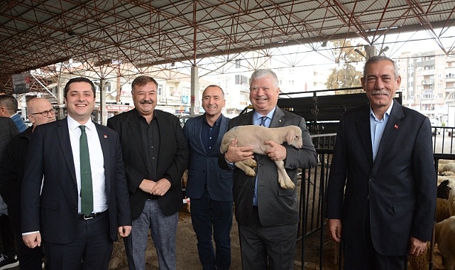 Torbalı’daki 59 üreticiye 214 küçükbaş desteği