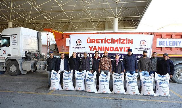 Denizli Büyükşehir Belediyesi'nden üreticiye nakliye desteği