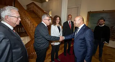 İzmir Büyükşehir Belediyesi'nden STK'larla protokol