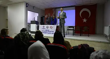 Kadın Meclisi eğitim çalışmalarına devam ediyor