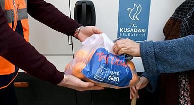 Kuşadası Belediyesi hem üreticinin hem de hemşerilerinin yüzünü güldürdü