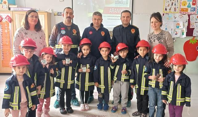 Manisa' da Minik Öğrenciler İtfaiyecilikle tanıştı