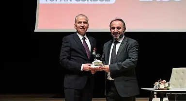 Prof. Dr. Tufan Gündüz, İstiklal Şairi Mehmet Akif Ersoy’u anlattı