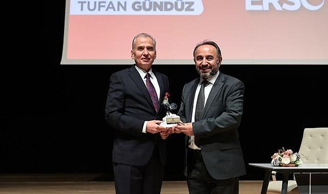 Prof. Dr. Tufan Gündüz, İstiklal Şairi Mehmet Akif Ersoy’u anlattı