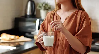 Yetişkinler Günde Üç Porsiyon Süt Tüketmeli!
