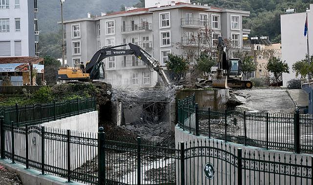 Bal Deresi'nde Bitmeyen Islah Çalışması Vatandaşları İsyan Ettirdi