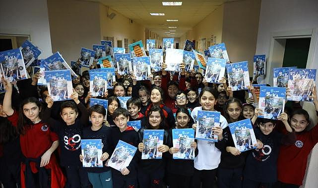 Denizli Büyükşehir Belediyesi’nden çocuklara karne hediyesi