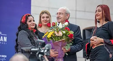 İzmir’de Roman buluşması