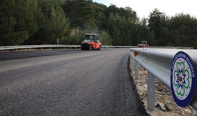 Kavaklıdere’de Yol Çalışmaları Tamamlanıyor