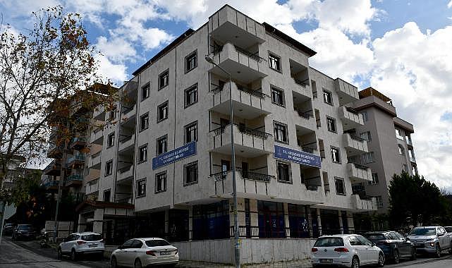 Kuşadası Belediyesi ek hizmet binasına taşındı