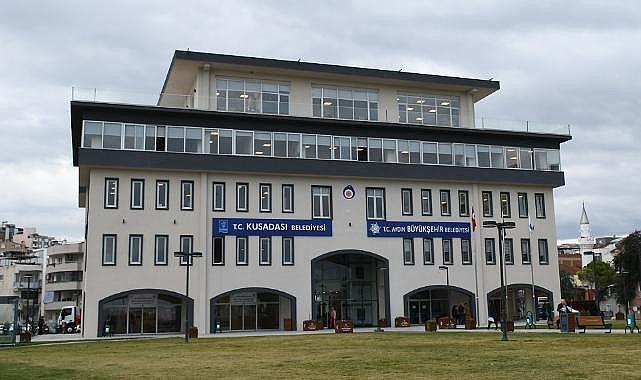 Kuşadası Belediyesi'nden AK Parti İlçe Başkanı hakkında suç duyurusu