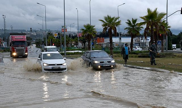 Kuşadası&#039;nda Karayolları Genel Müdürlüğü Yine Sınıfta Kaldı
