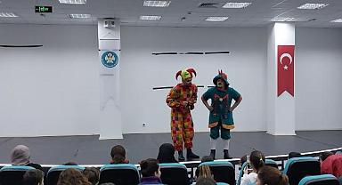 Turgutlulu Çocuklara 'Hacivat ve Karagöz' Sürprizi