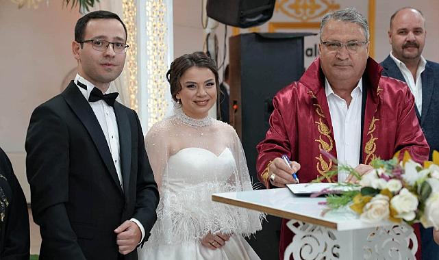Yunusemre&#039;de bin 618 çift hayatını birleştirdi