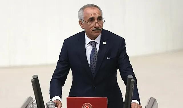 AKP'li Vekil Enkaz Altında!