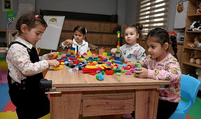 Anne-Baba Çocuk Merkezi Minikleri Eğitim Hayatına Hazırlıyor