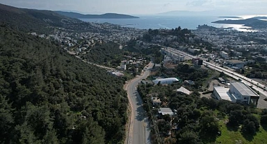 Bodrum Mümtaz Ataman Caddesinde Birinci Kat Sıcak Asfalt Dökümü Tamamlandı